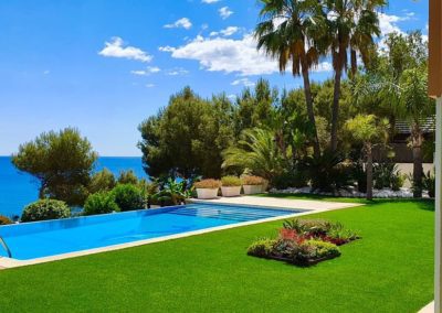 mantenimiento de jardines en Tarragona jardines con piscina (2)